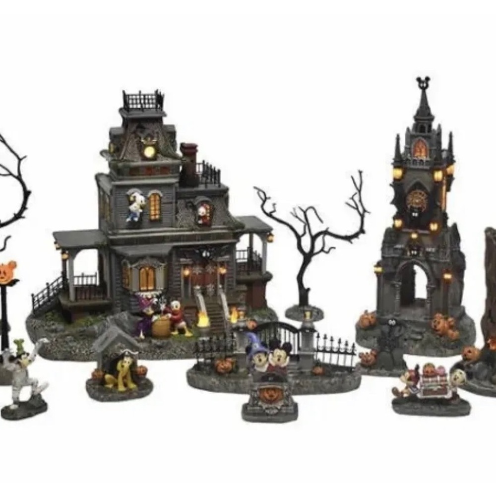 Disney 12 piece Halloween Village Set/12  NIB Illuminated & Sounds - Picture 6 of 6